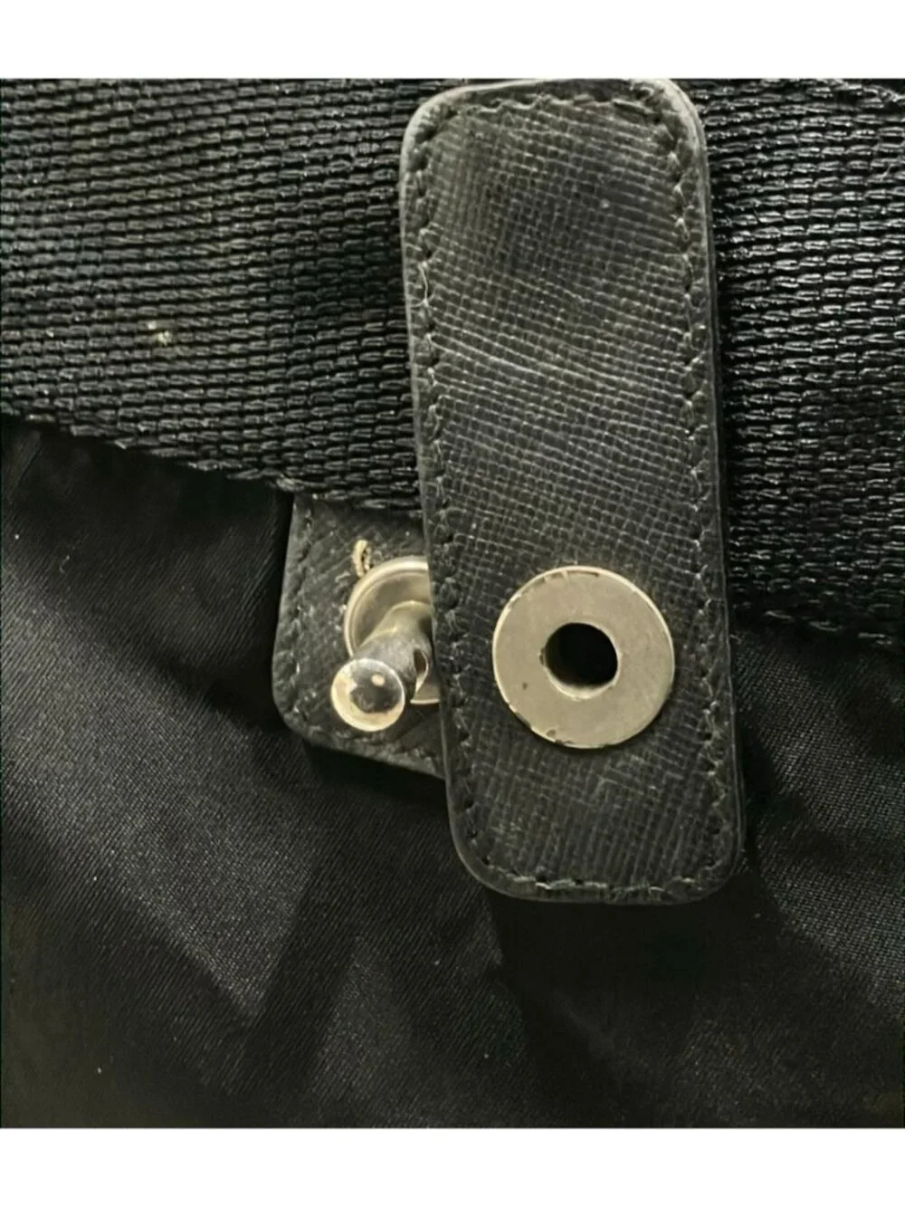 Prada measurements are 33